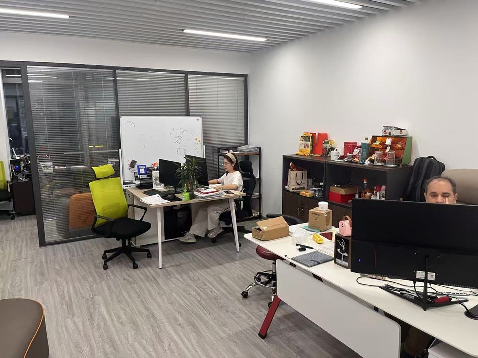 The Yiwu Younique team office